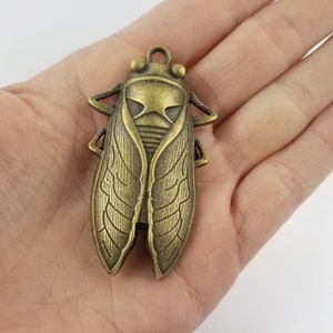 Ciondoli a forma di cicala in bronzo antico: ciondoli a forma di insetto (4 pezzi)
