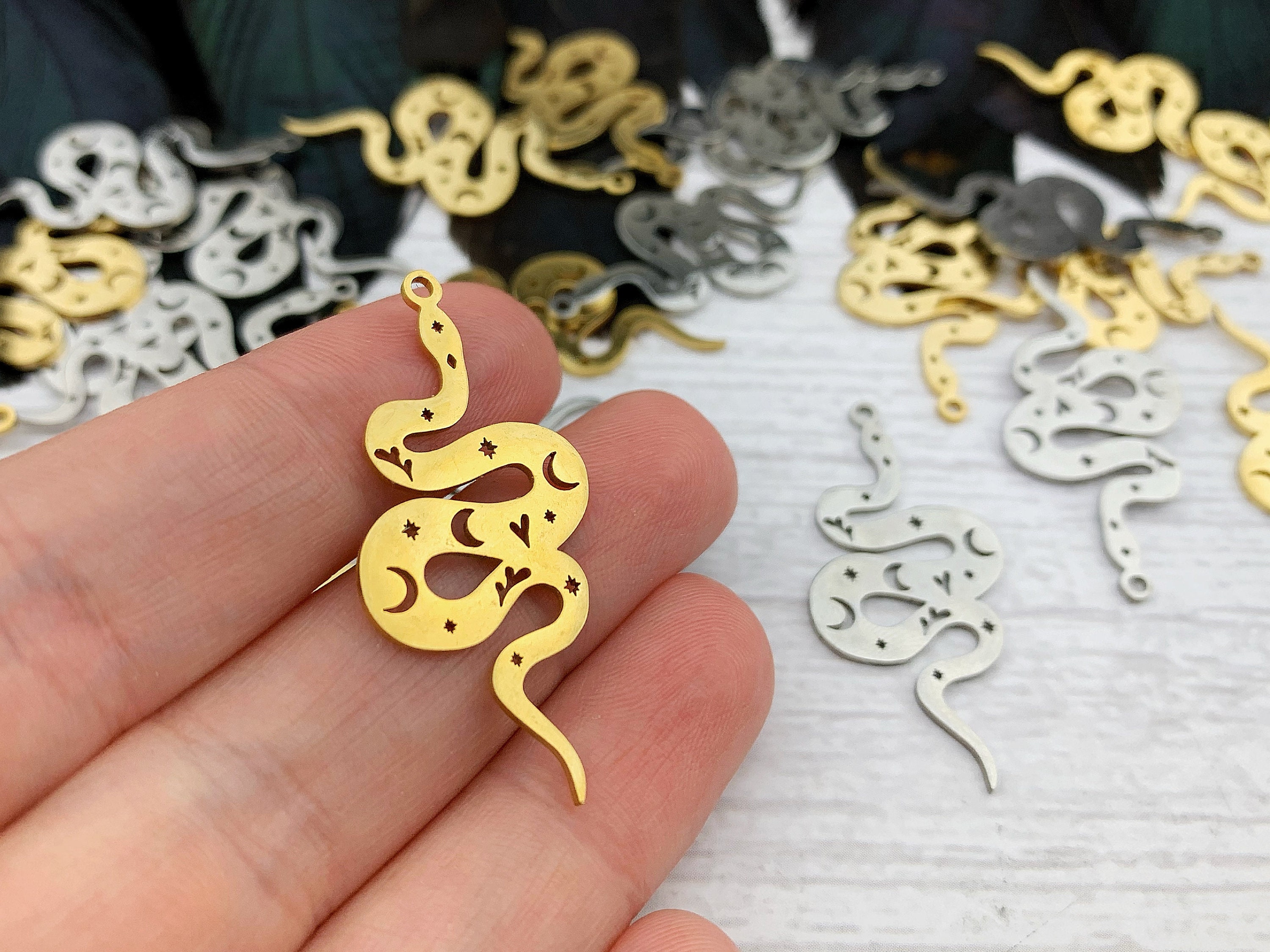 5pcs Yoga Goddess Charms Pendant Charm Pagan Jewelry Wicca Witchy Charms  for Women Yoga Nymph Accessories - (Metal Color: 1)