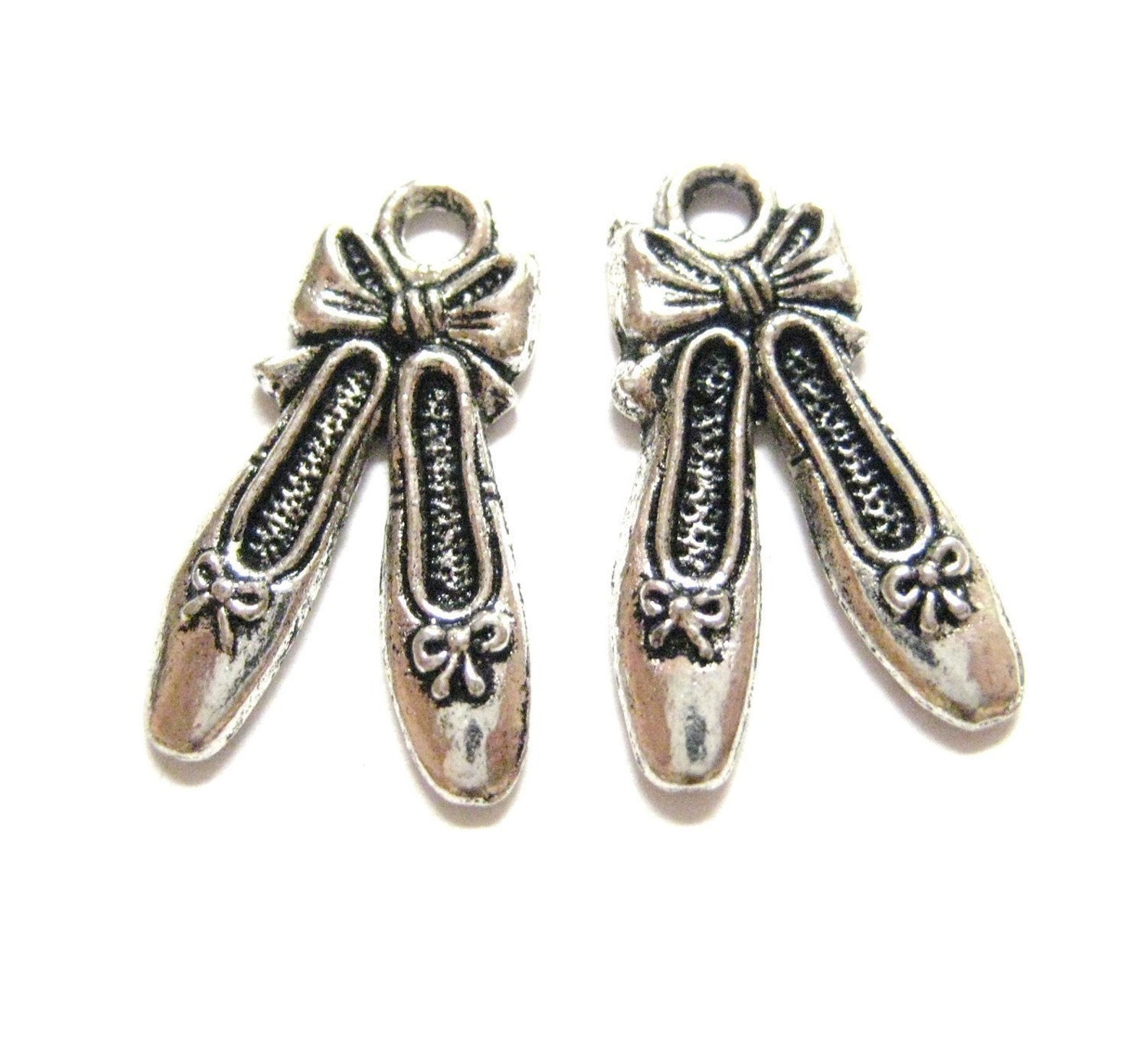10pcs silver ballet shoe charm oxidized dance pendant ballet toe shoe pointe beads - nickel free flat diy embellishment