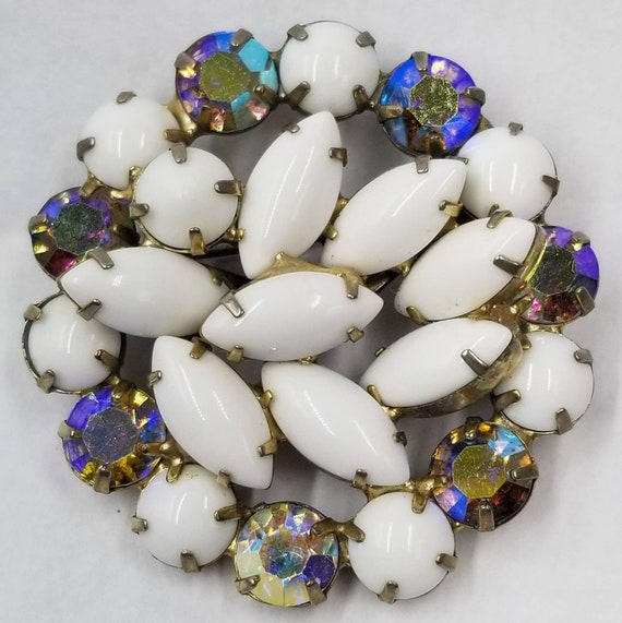 Vintage White Aurora Borealis Rhinestones Round B… - image 1