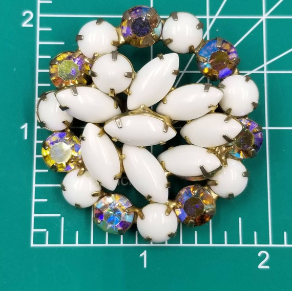 Vintage White Aurora Borealis Rhinestones Round B… - image 3