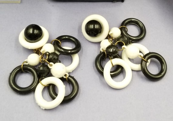 Big Bold Black White Plastic Clip Earrings, Pop A… - image 3