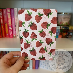 Strawberry Patch E-Reader Insert | Cute Kindle Insert | Cardstock Insert | Stationery | Bookish | Kindle Insert | IPad Insert
