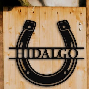 Custom Horse Name Metal Sign,Horseshoe Ranch Sign,Farm Sign,Equestrian Gift,Horse Wall Decor,Personalized Horse Lover Gift,Barn Wall Decor