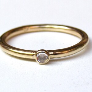 14k Solid gold ring 2mm, Designer Solitaire gold ring, Engagement Wedding Ring