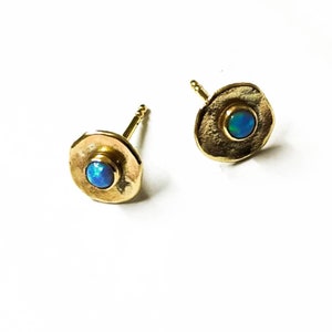 14k solid gold Opal studs 8 mm 3mm Opal stone earrings Blue opal Birthstone image 2
