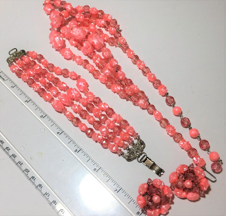 Clip On Earrings Multi Strand Bib Necklace and Bracelet Summer Time Style 519 Mid Century Era Pink Lucite Bead Jewelry Set