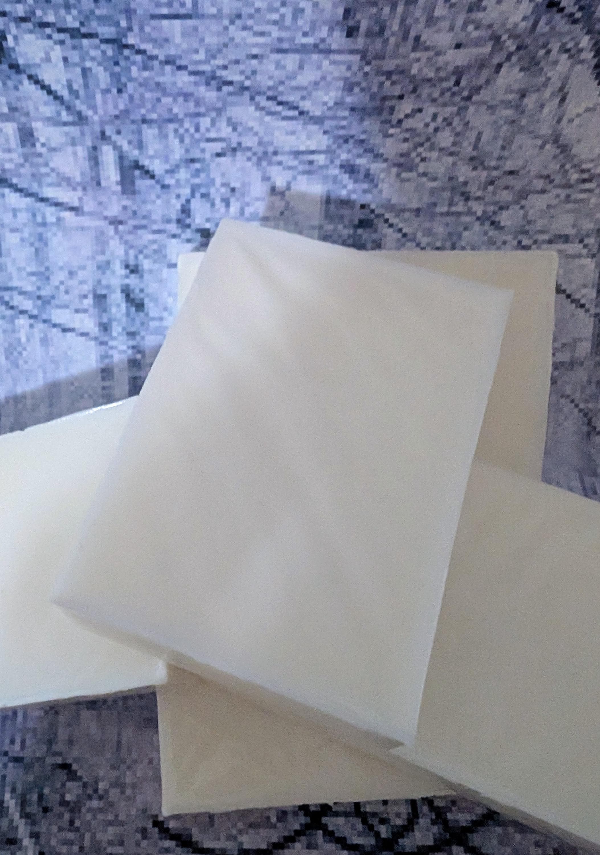 Handmade Iced Vanilla Woods Shea Butter Soap: Winter Skincare - Thumbnail 2