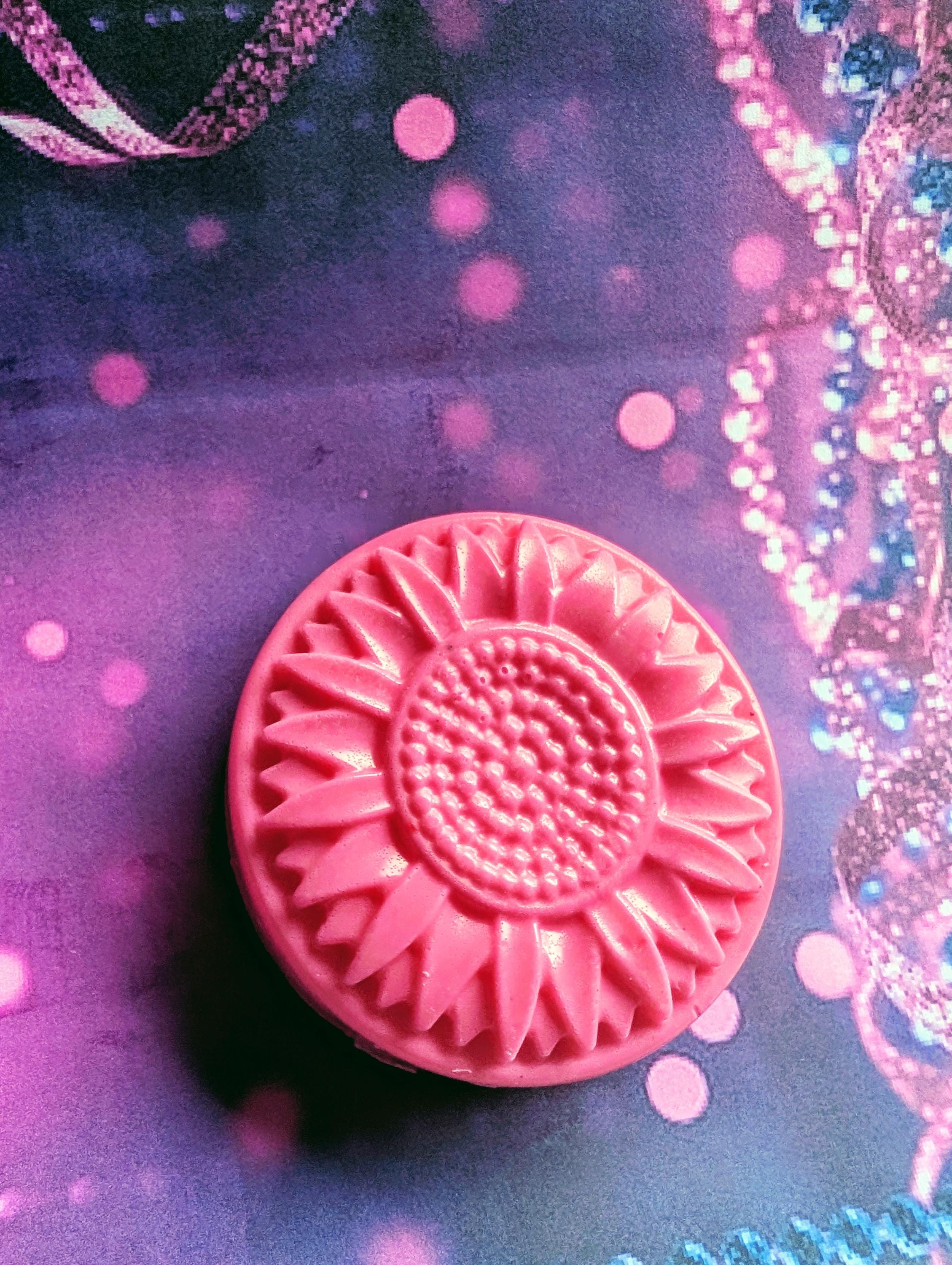 Love Spell Goat Milk Soap – Romantic Floral Scent – Hydrating, Handmade, Natural Soap Bar - Thumbnail 5