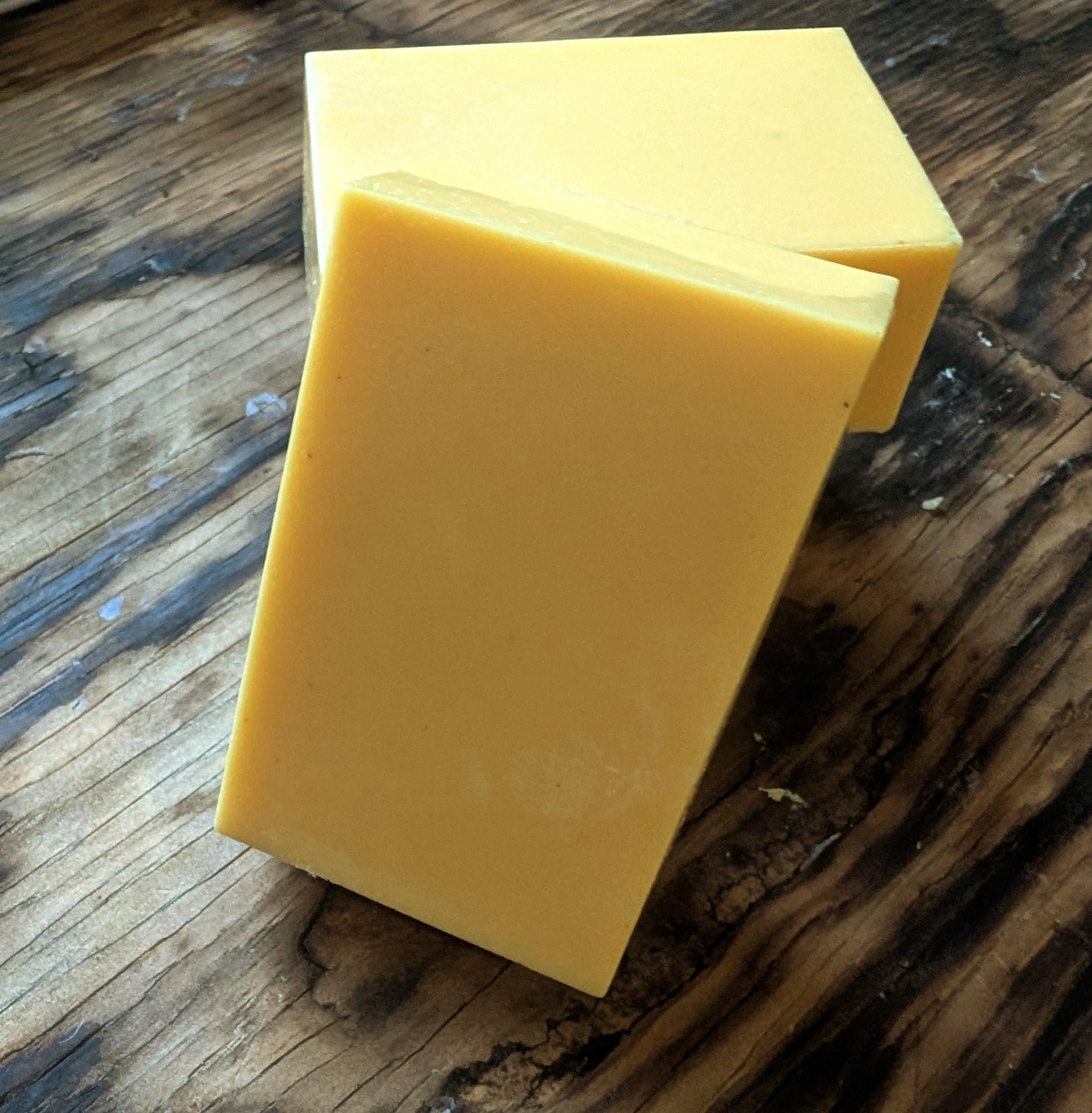 Brown Sugar & Fig Oatmeal Soap: Handmade Moisturizing Cleanser - Thumbnail 2