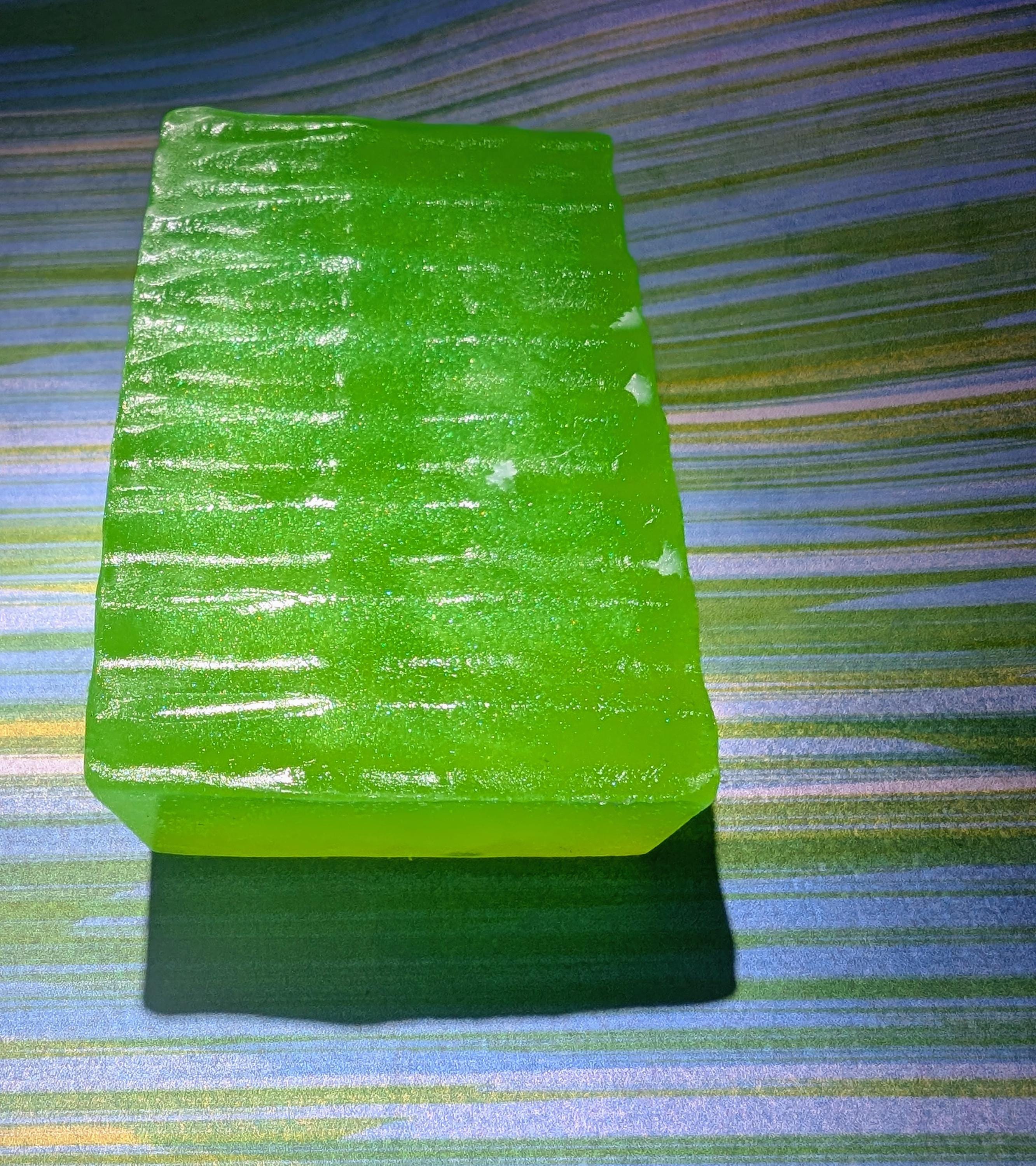 Island Fresh Jojoba Soap: Handmade Artisan Soap, Natural Skincare - Thumbnail 2
