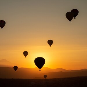 Hot Air Balloons Wall Art Flying Ballons At Sunrise. Cappadocia landscape wall art.  DIGITAL DOWNLOAD