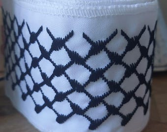 Palestinian Embroidery Borders & Trims  29 inches 74 cm