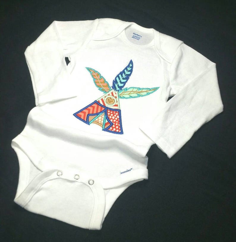 Native baby Boy White onesie Thanksgiving applique Tee Pee feathers 12 mos 6 mos 3 to 9 mos 12mos NB 2T 3T handmade short long sleeve nice
