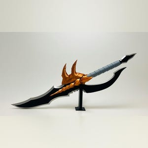 Pugnale Vanom Fang di Kasaka per il livellamento in solitaria del cosplay