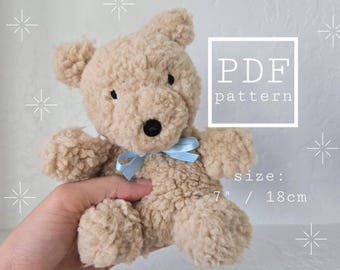Modello e tutorial per cucire un orsacchiotto - guida illustrata passo dopo passo, adatta ai principianti - peluche fai da te - regalo fatto a mano