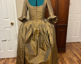Colonial Anglaise Silk Gown & Petticoat sz 14