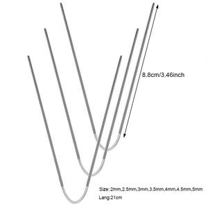 Könnte beinhalten: Mehrere silberfarbene Metallstäbe mit geflochtenen Schlaufen an den Enden. Die Abbildung zeigt Maße von 8,8 cm und eine Länge von 21 cm. Größen sind 2 mm, 2,5 mm, 3 mm, 3,5 mm, 4 mm, 4,5 mm und 5 mm.