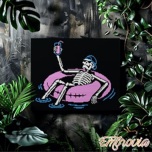 Peut inclure: Image numérique d'un squelette portant une casquette bleue, se relaxant sur un anneau gonflable rose, tenant une boisson. Le squelette est dans l'eau bleue. Le fond est noir. Design pixelisé.