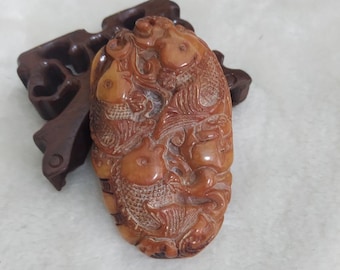 Vintage jade carved fish amulet pendant