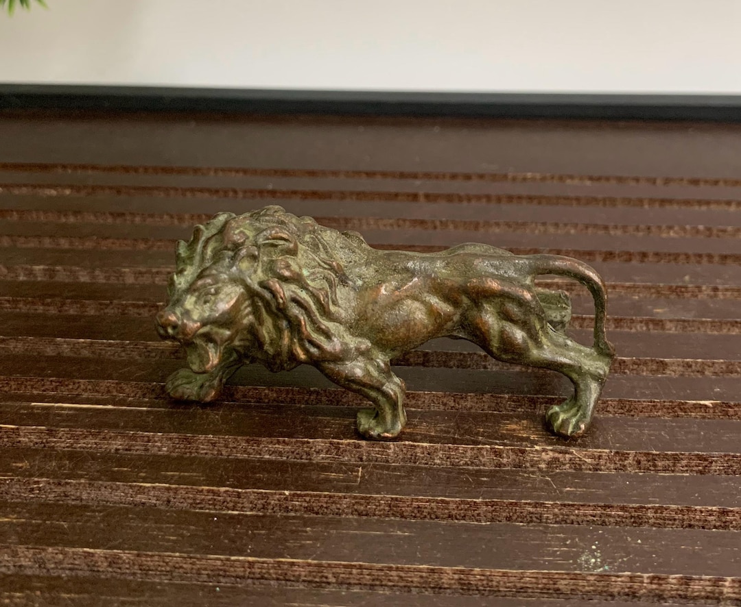 Vintage Bronze Carved Lion Statue, Fengshui Statue - Etsy