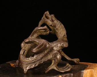 Vintage bronze carved dragon tea pet figurines, Fengshui statue