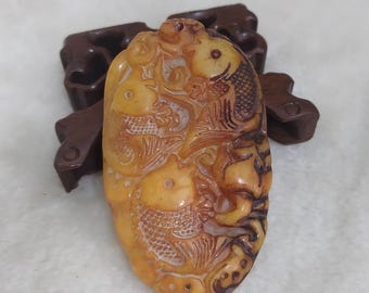Vintage jade carved fish amulet pendant