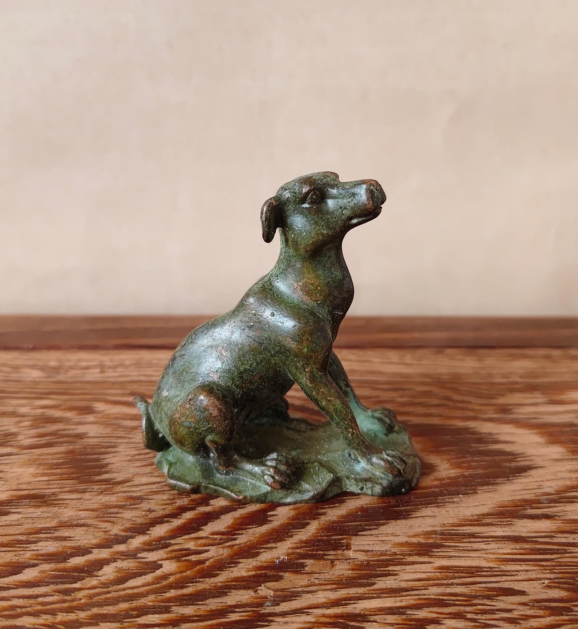 ブロンズ製の犬の置物 - Etsy 日本