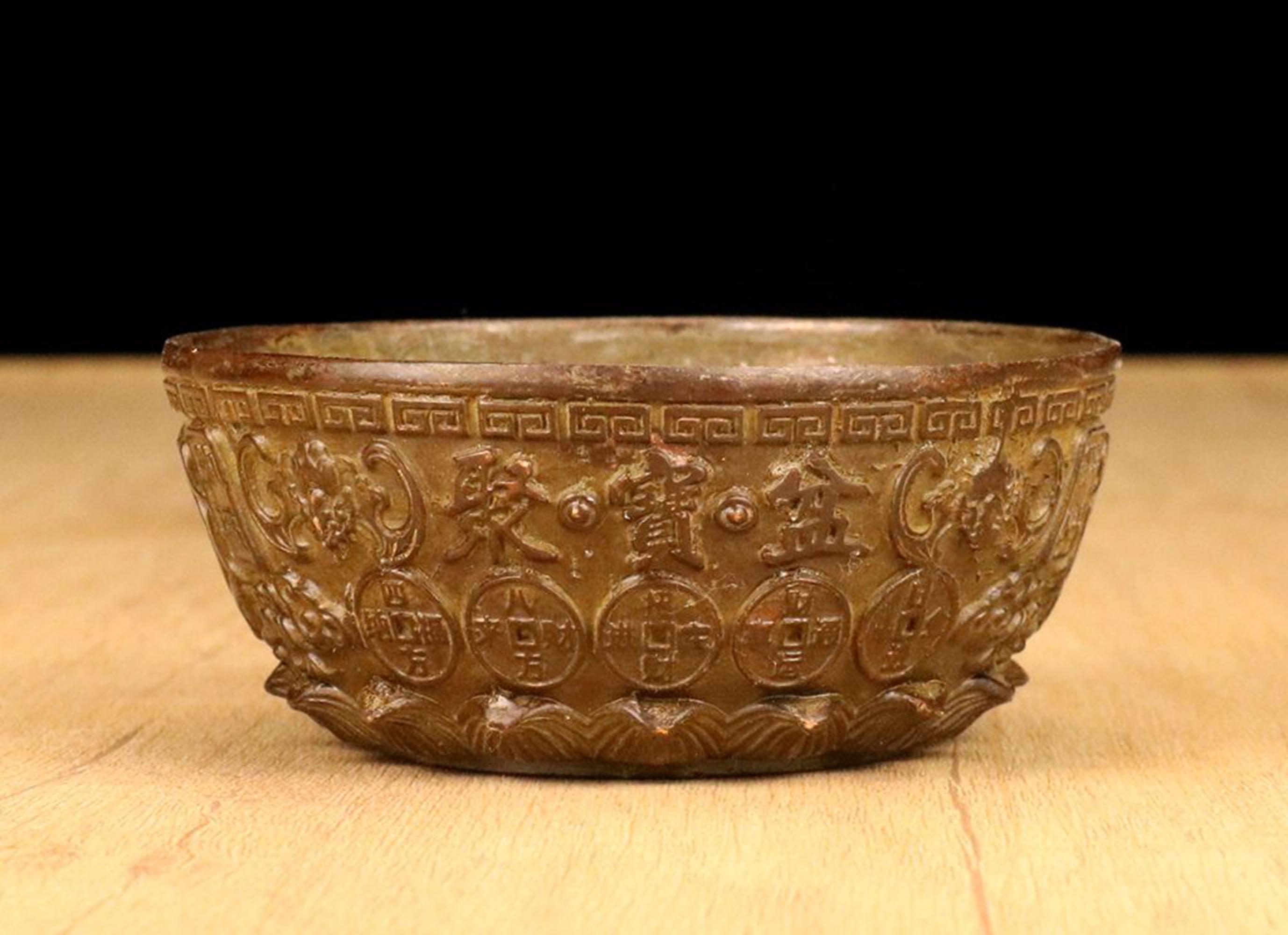 ヴィンテージボウル　器　オブジェ　ブロンズ ヴィンテージブロンズ彫刻ボウル、装飾皿、風水像 - Etsy 日本