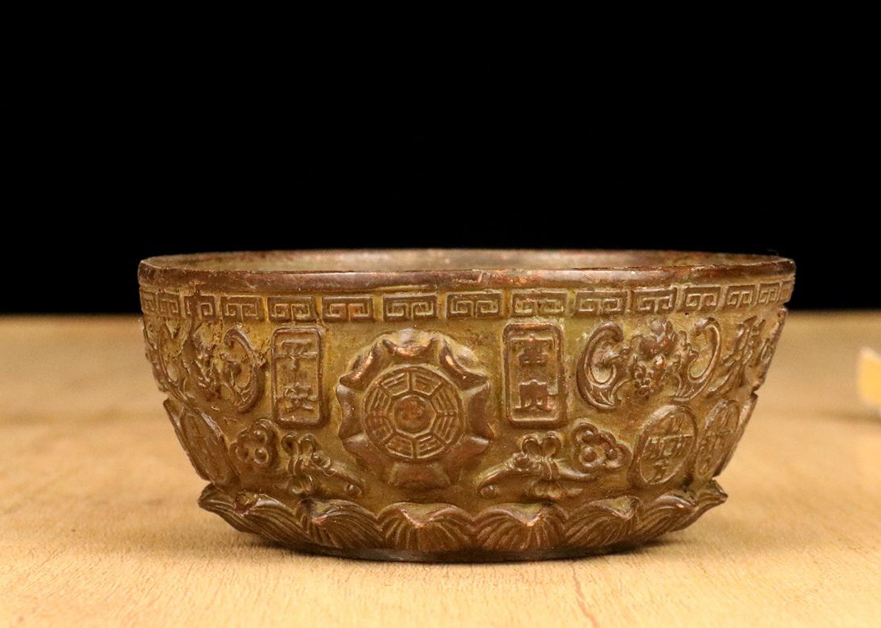 ヴィンテージブロンズ彫刻ボウル、装飾皿、風水像 - Etsy 日本