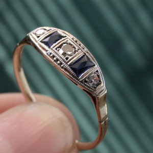 vintage antique deco art nouveau 18K gold platinum 3 genuine diamond + 2 blue lab sapphires ring free resize