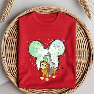 Camiseta infantil con diseño de sublimación de cabeza de Mickey de Toy Story, Slinky Dog, Green Castle, regalo divertido, archivo digital para manualidades.