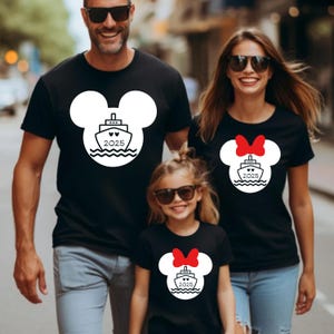 ディズニー旅行シャツ、ディズニー2025シャツ、ディズニーファミリー旅行2025シャツ、ディズニーファミリーシャツ、ディズニーワールドシャツ、マジックキングダムシャツ
