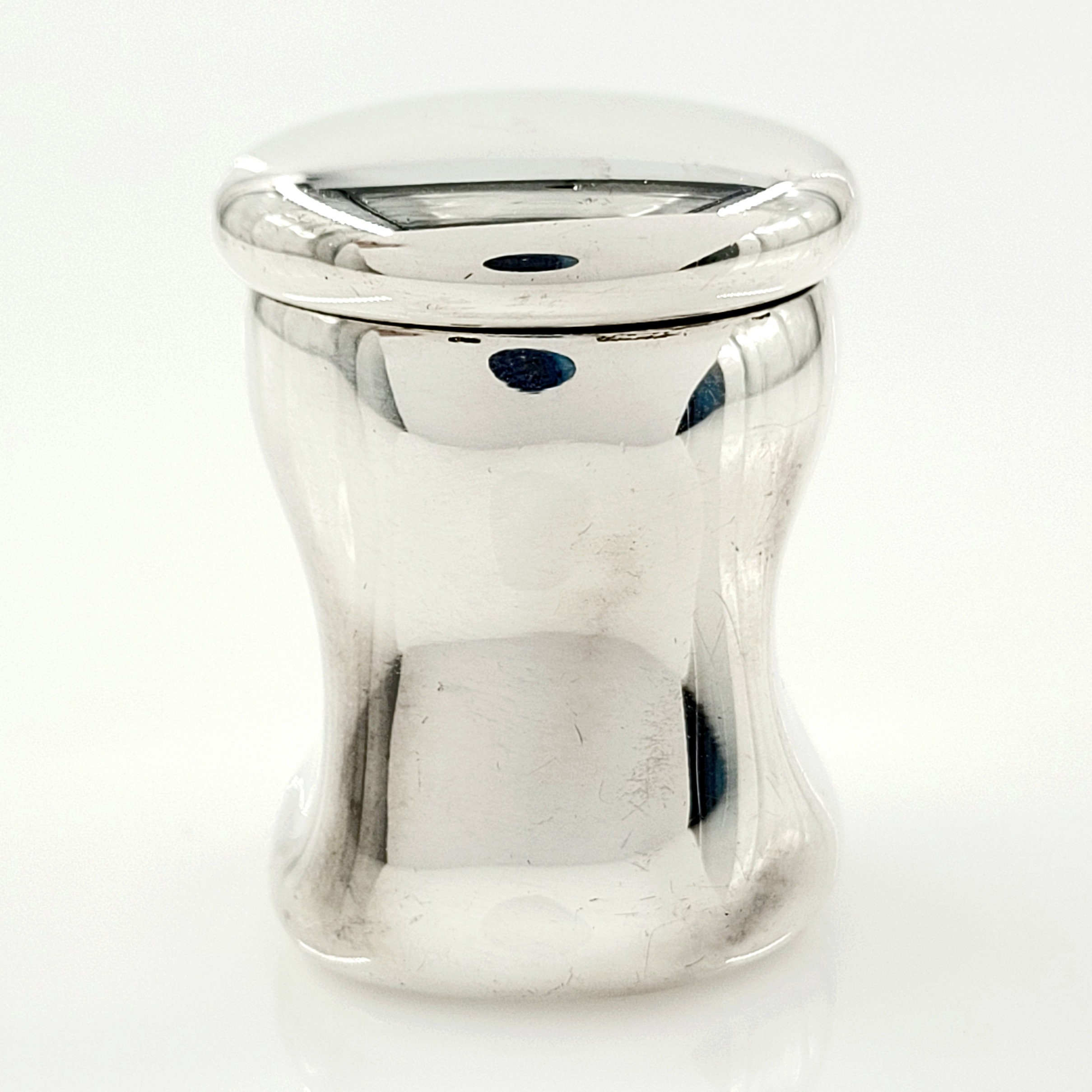 Elsa Peretti® Thumbprint pillbox. Sterling silver.