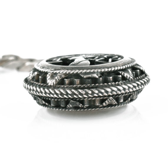 Egyptian Revival Sterling Silver Keychain Fob, Vi… - image 6