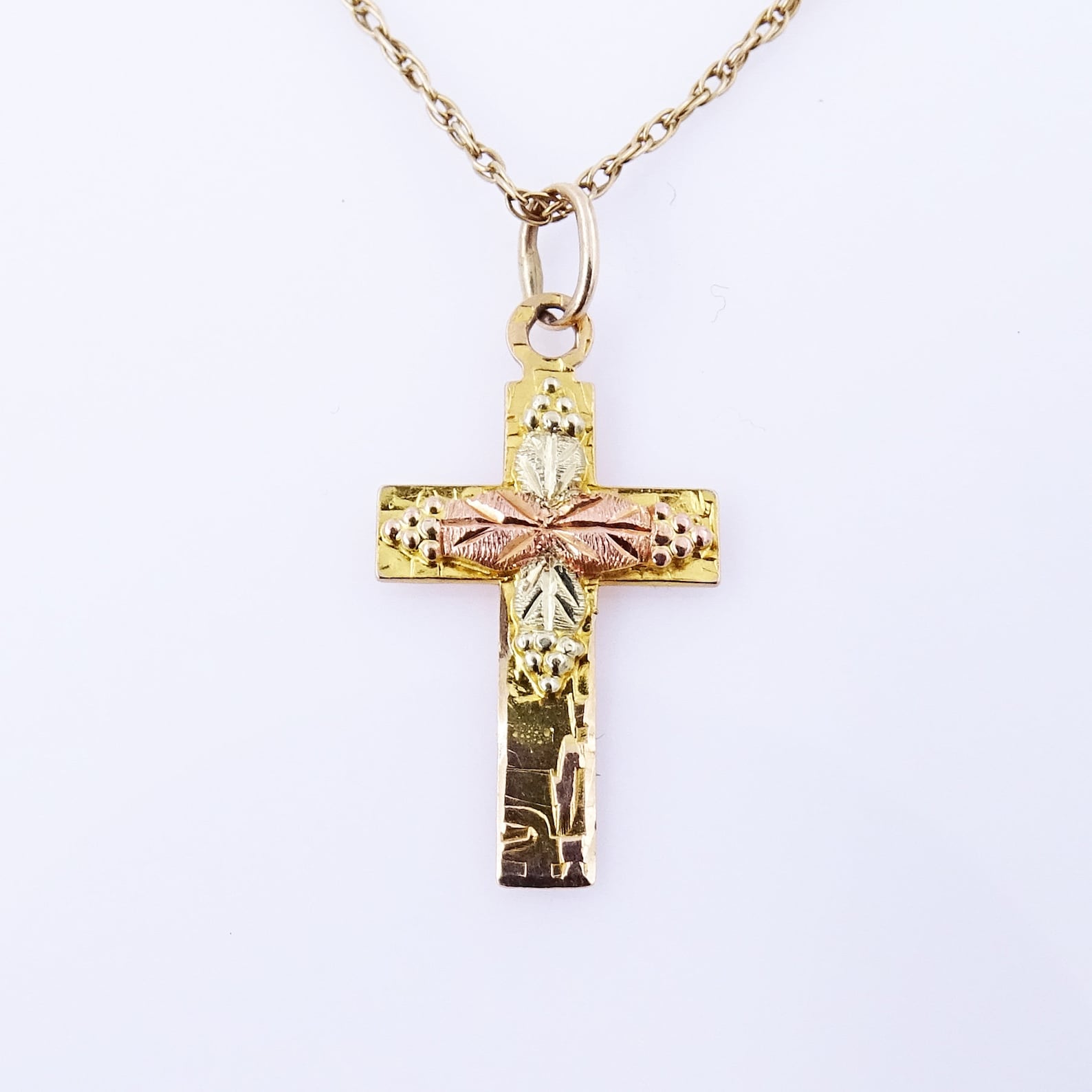 Black Hills Gold Cross Necklace Tricolor Gold Vintage Etsy