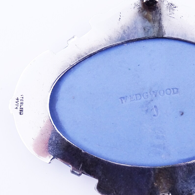 Wedgwood Brooch/pendant Vintage Wedgwood Jasperware Etsy