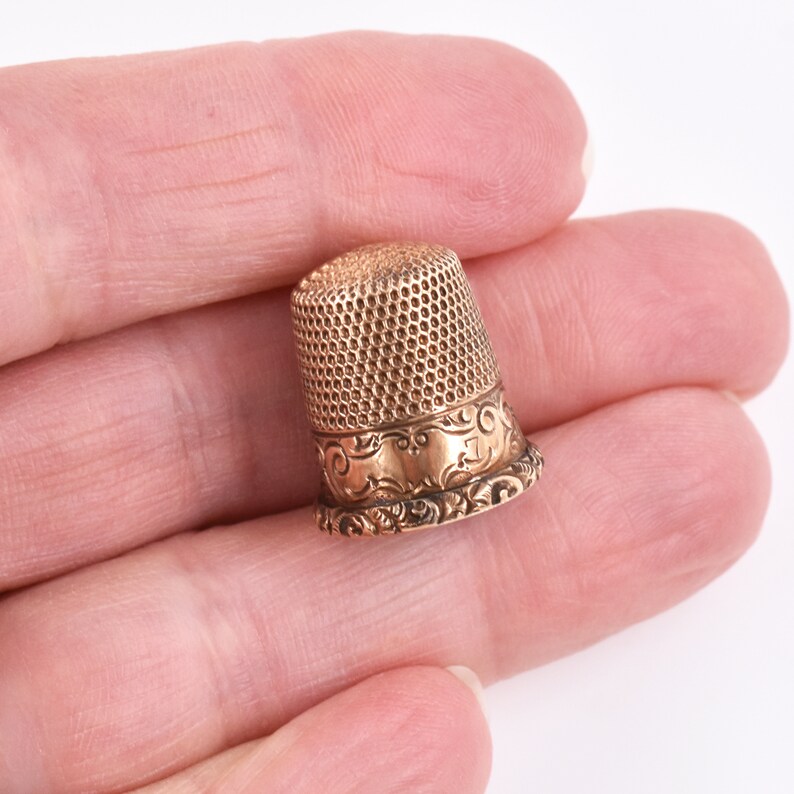 10K Gold Thimble With Engraving Vintage Antique Thimble Etsy