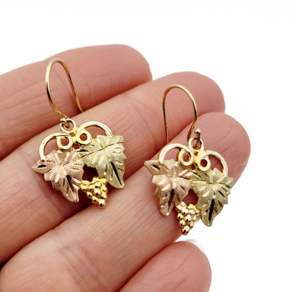 Black Hills Gold Dangle Earrings, Leaves and Grap… - image 6