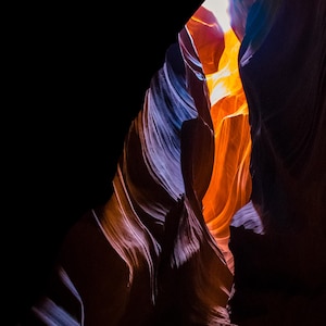 Stampa Fotografica d'autore - Luce nell’Abisso – Antelope Canyon | Arizona | USA | America | United States | Nature