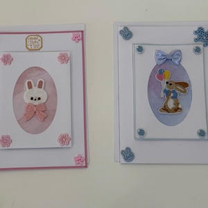 Handgemaakte nieuwe babykaarten - meisje en jongen - geborduurde motieven - konijn