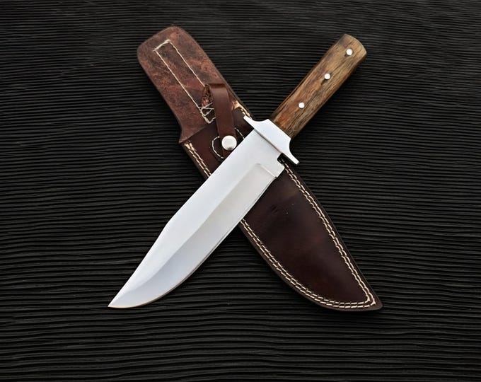 Collection of RDR2 Bowie Knives: Stainless Steel Arthur Morgan Game Replica Knife