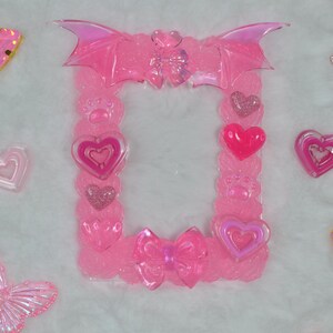Kawaii K‑pop Photocard Holder – Handmade Deco Toploader, Cute Cream Charm