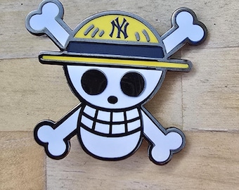 NYY Straw Hat Enamel Pin