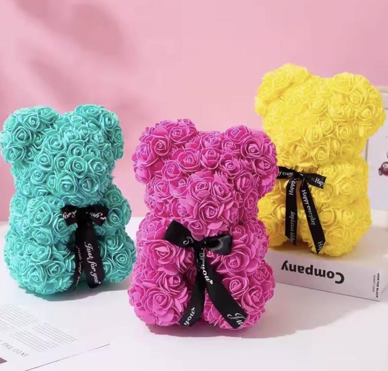 25 cm blommig nallebjörn, nallebjörn gjord av konstgjorda blommor i olika färger, söt presentidé till alla hjärtans dag bild 3