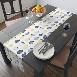 Summer Table Runner, Lemon Table Decor, Kitchen Table Linens, Dining Room Textile, Hostess Gift, Farmhouse Home Decor