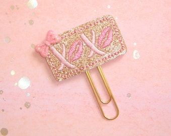 XOXO Valentine Glitter Planner Paperclip