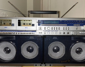 Sharp GF-1000 King of Boombox