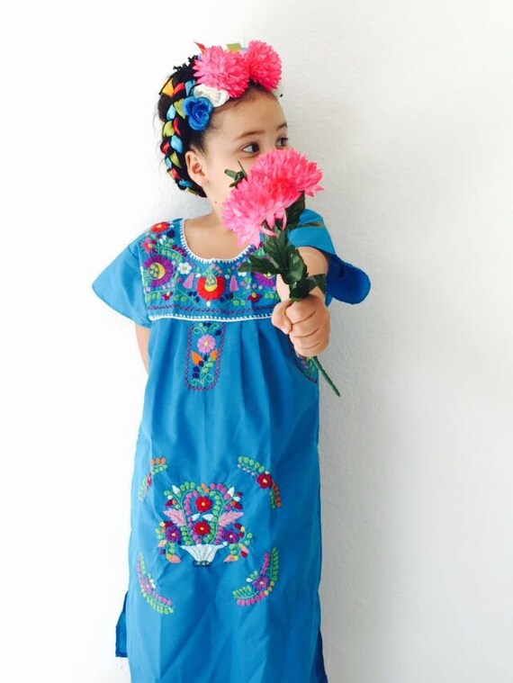 Vestido Bordado Mexicano para Niñas color Azul Cielo - Etsy México Vestido Bordado Mexicano para Niñas color Azul Cielo - Etsy México