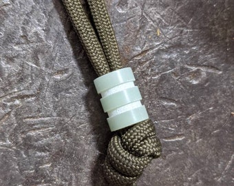 Medium Jade Green G10 Lanyard Bead With Two Grooves and a Free Paracord Lanyard